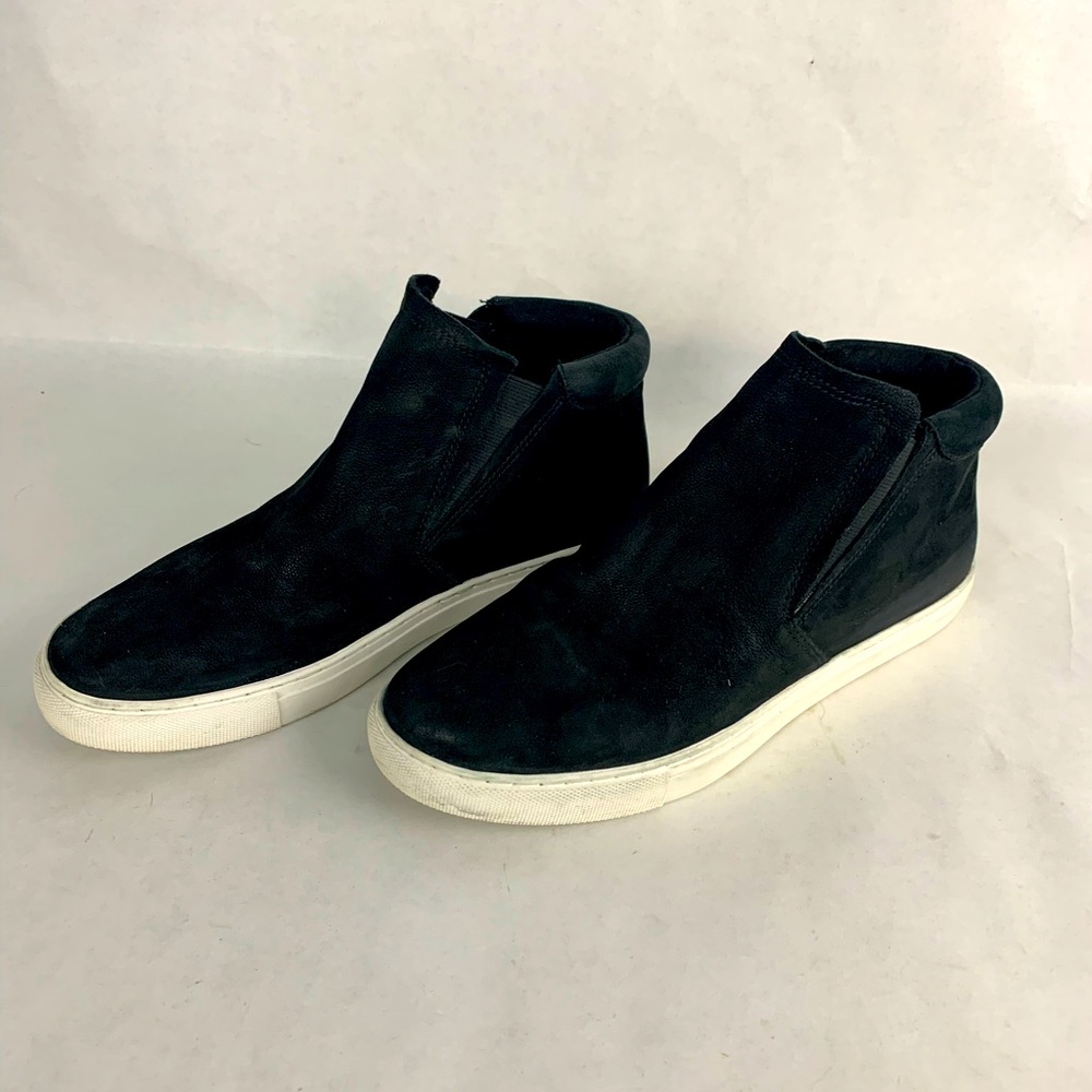 Kenneth Cole Slip On Sneakers